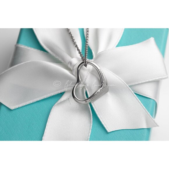 Tiffany & Co. Elsa Peretti Vintage Open Heart Pendant Medium Necklace 16" Chain - Picture 3 of 7